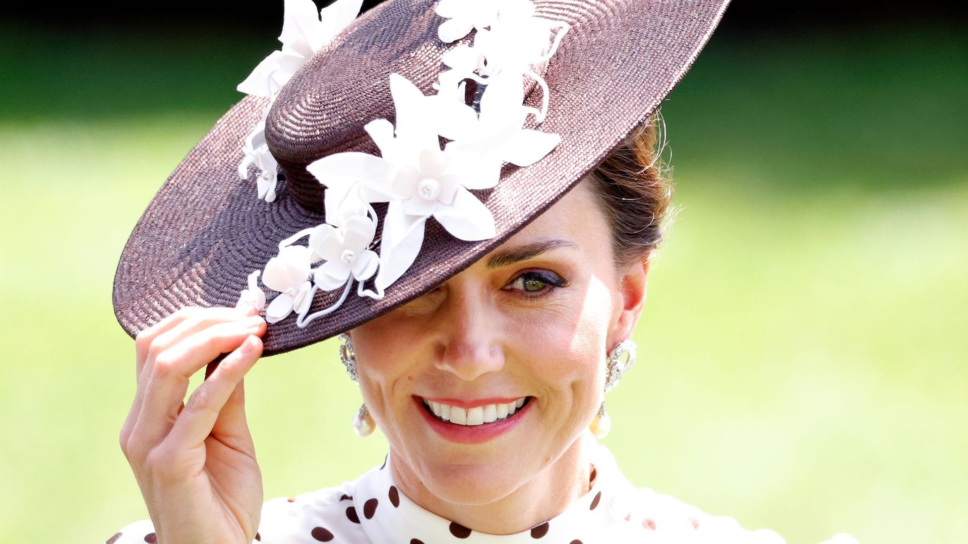 10 best fascinators for a wedding or a day at the races