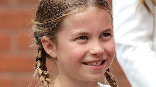 princess charlotte hair in plaits