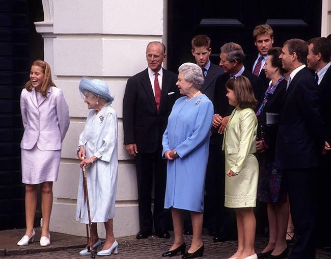 princess beatrice eugenie queen 2z