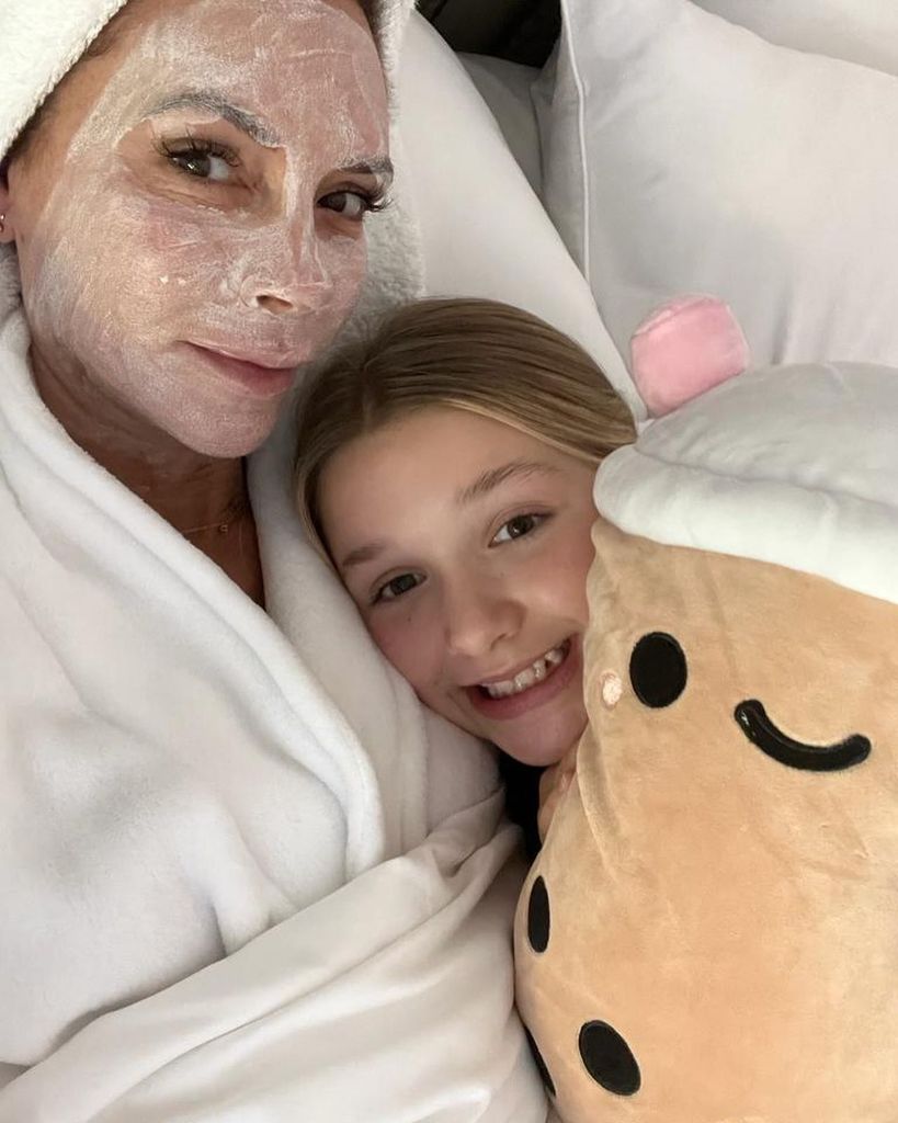 victoria beckham with daughter harper 