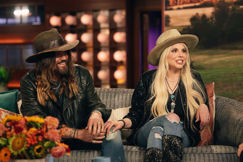 THE KELLY CLARKSON SHOW -- Episode 7I011 -- Pictured: (l-r) Billy Ray Cyrus, Firerose -- (Photo by: Weiss Eubanks/NBCUniversal via Getty Images)