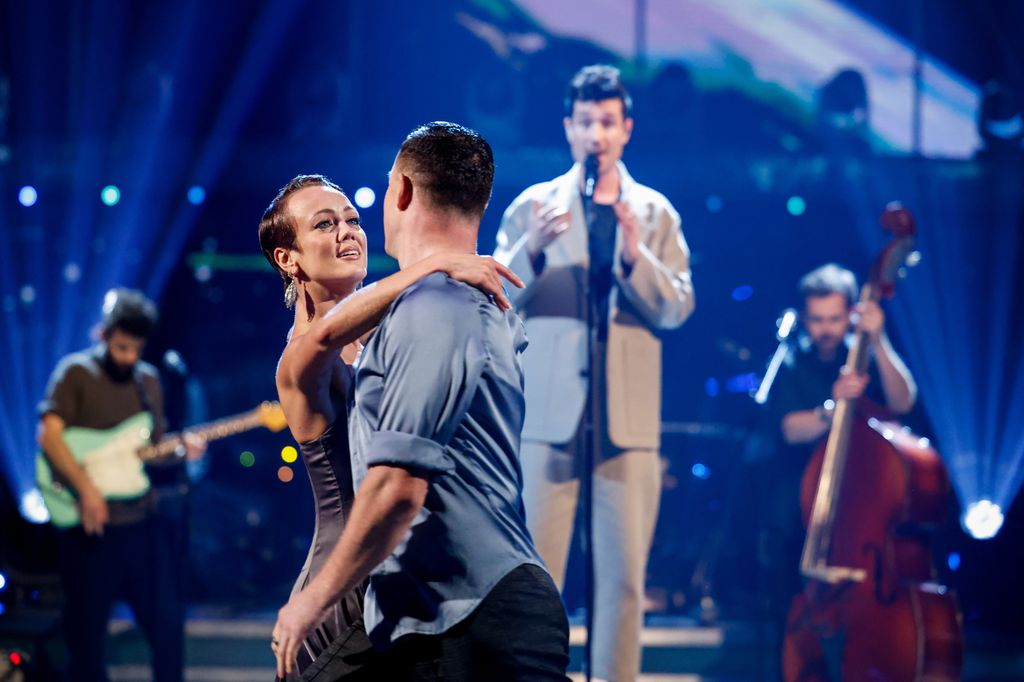 Lauren Oakley & Kai Widdrington dancing to Bastille on Strictly Come Dancing