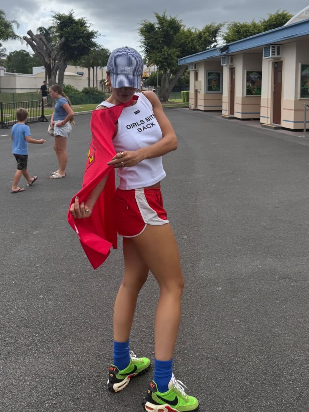 Rita wore an affordable slogan tee and short shorts