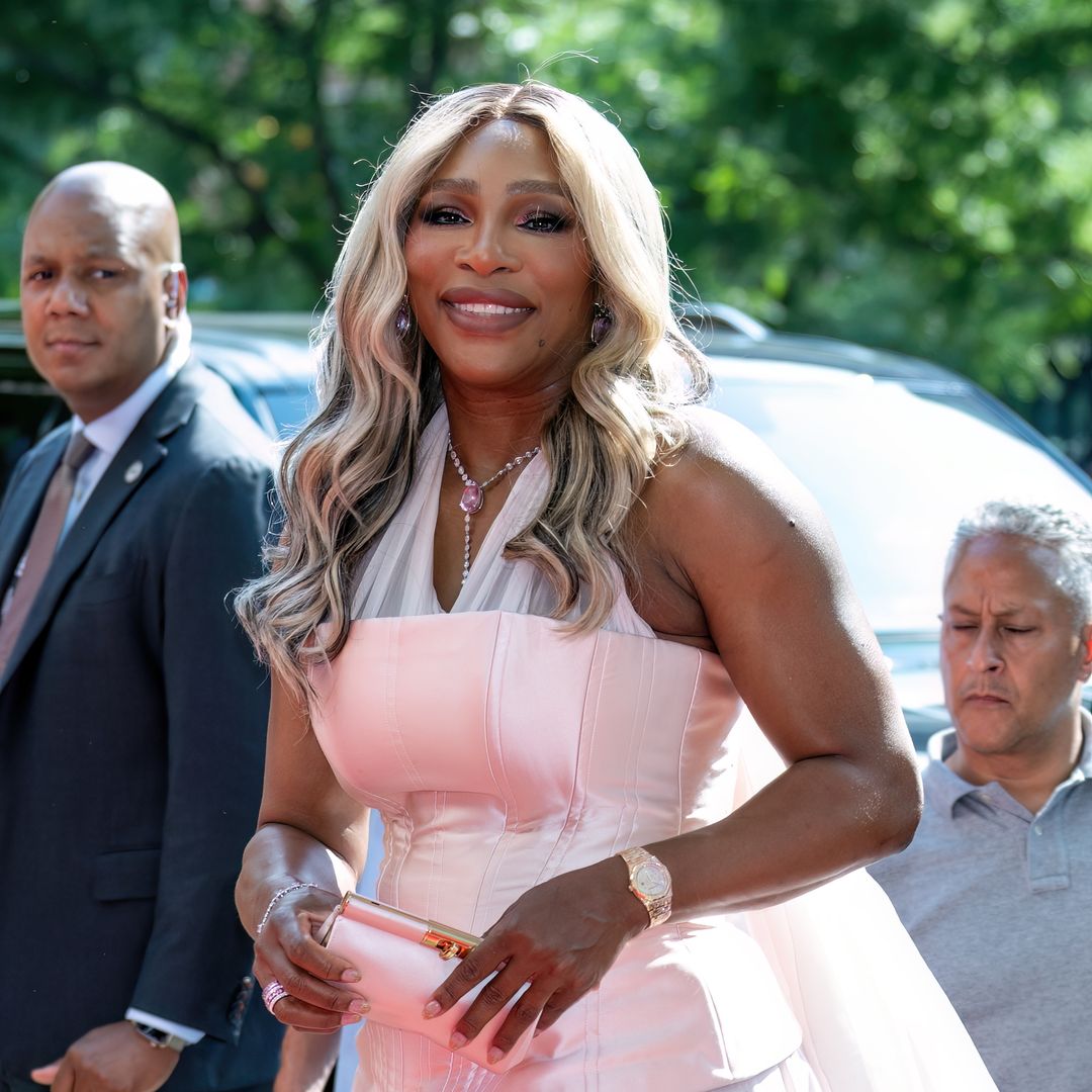 Serena Williams' sculpted arms and skinny jeans steal the spotlight in Miami