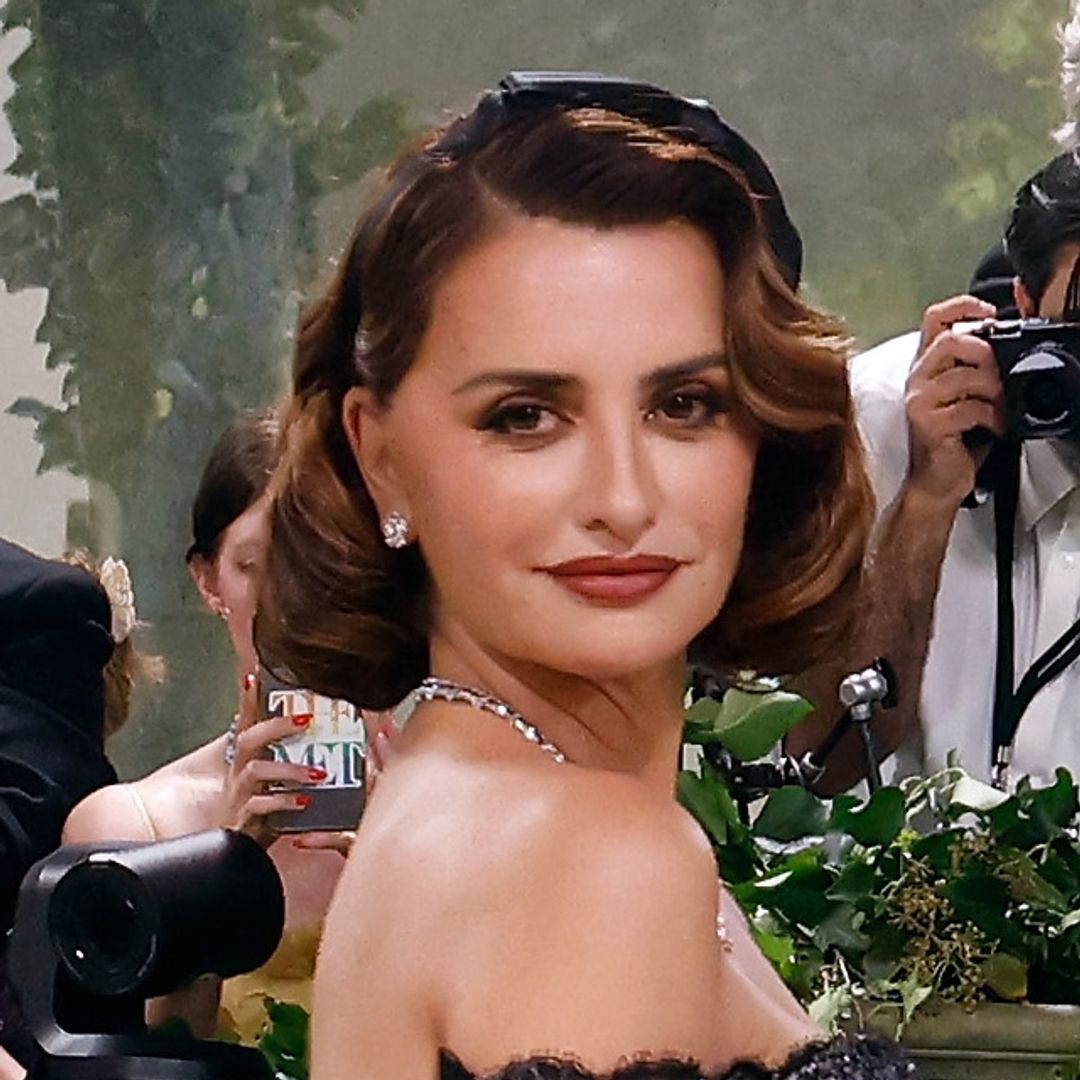 Meet Penélope Cruz's two famous siblings