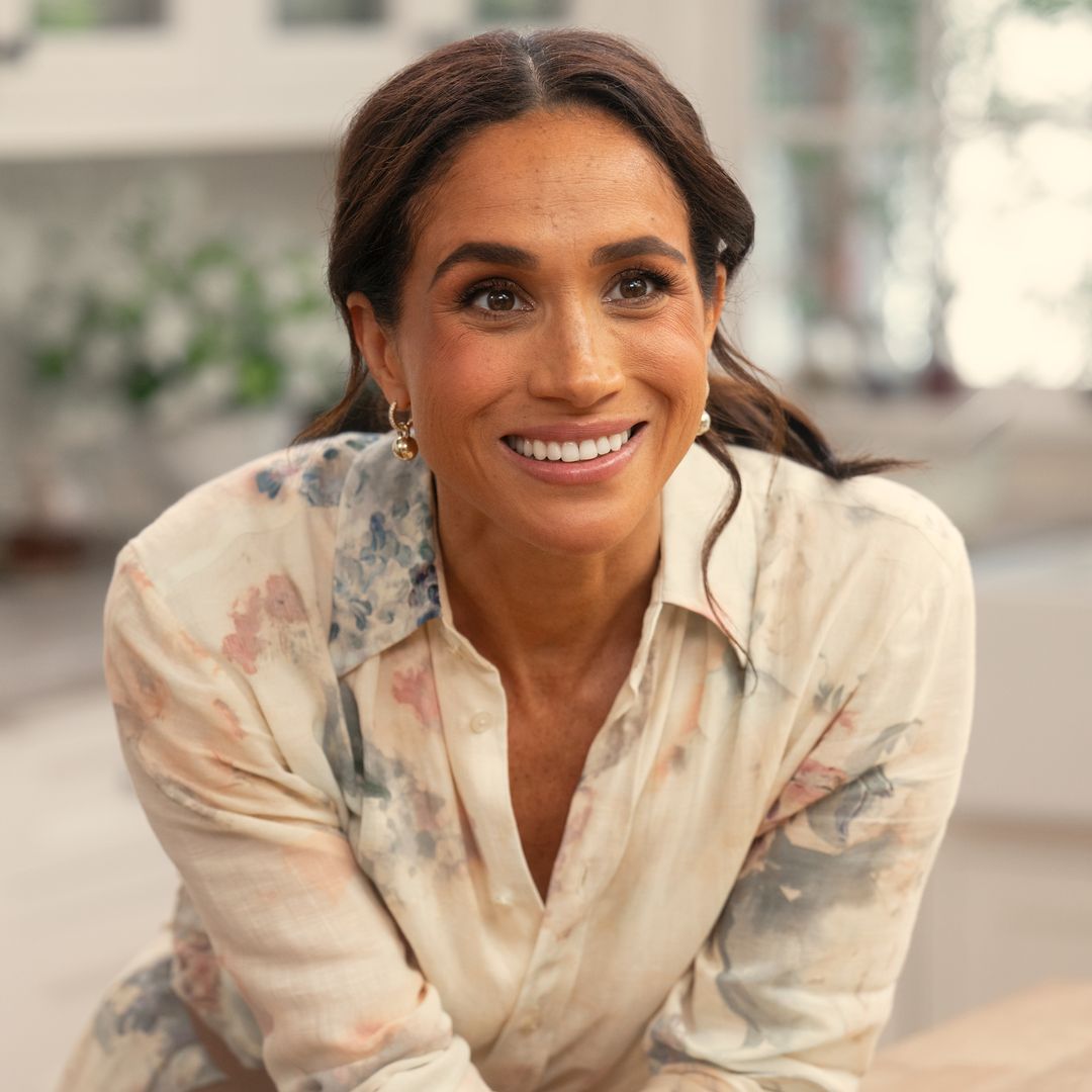 Meghan Markle's four-word response to Princess Diana's photo