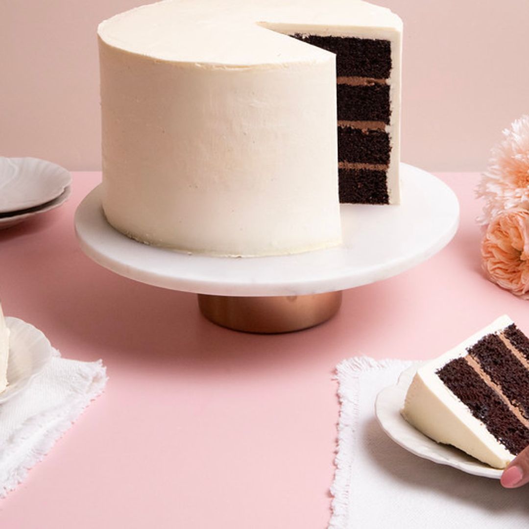 The minimalist wedding cakes to consider for your nuptials - from £90